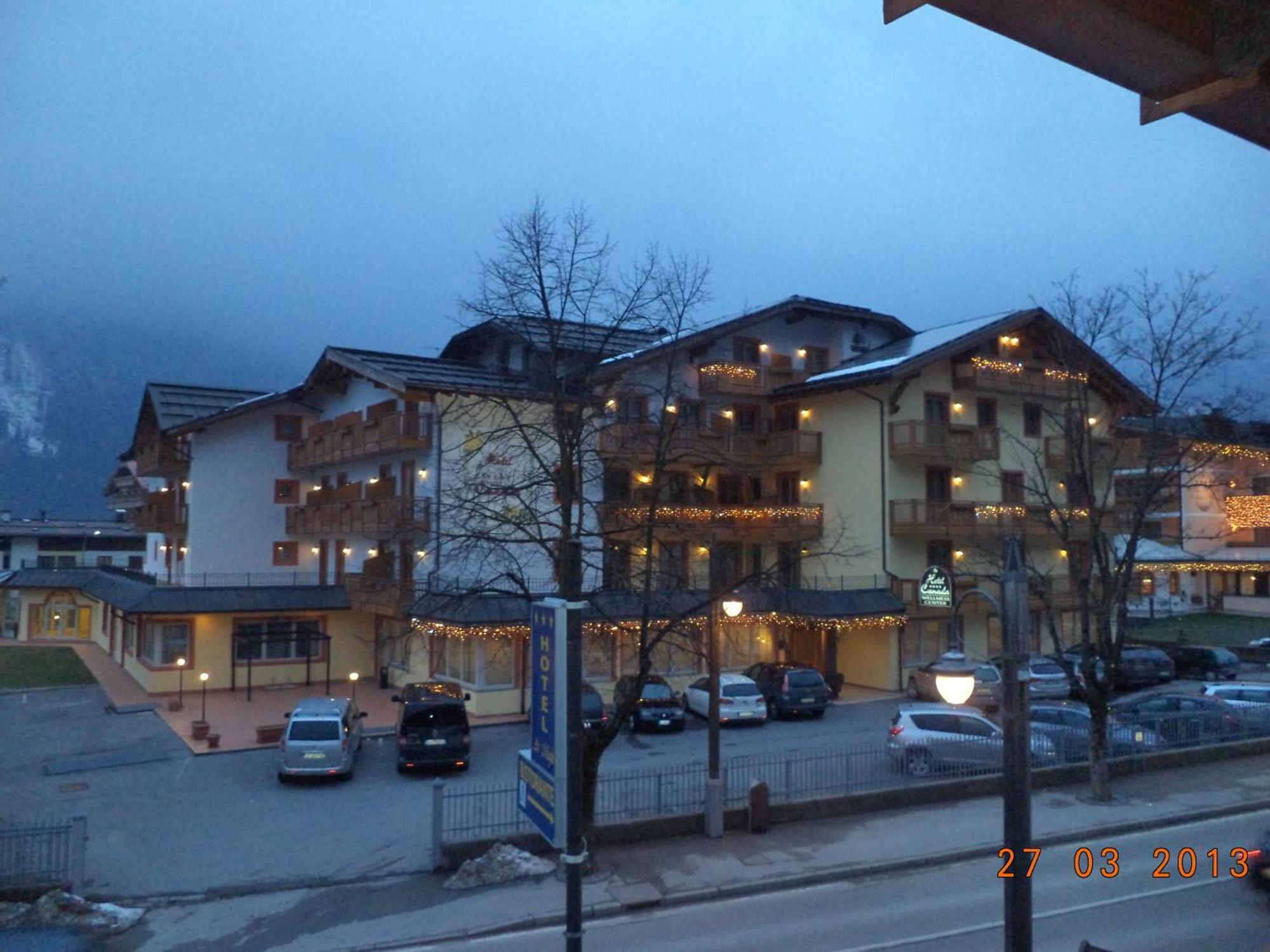 Hotel Canada Pinzolo Eksteriør billede